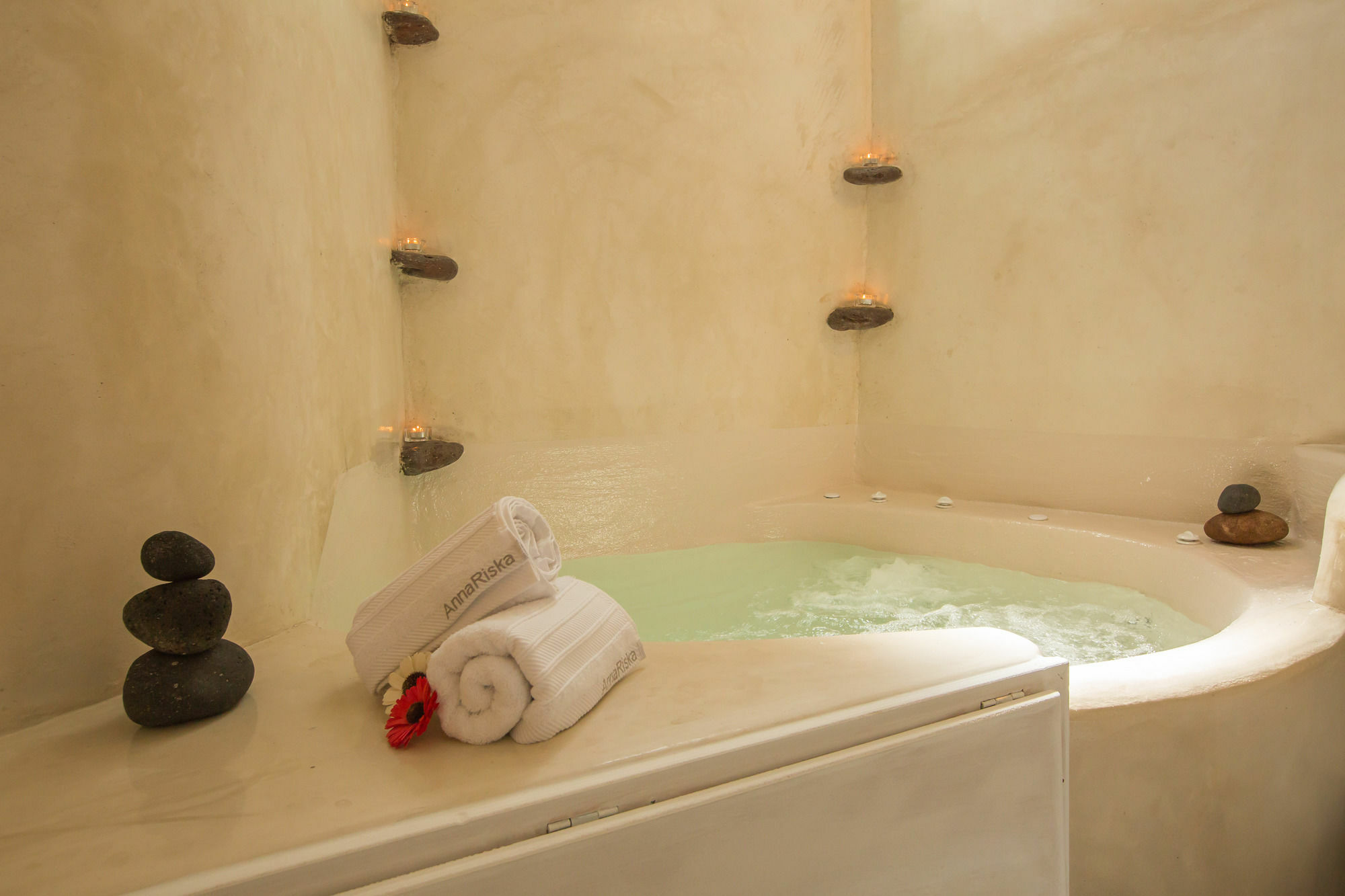 Love Nest Villa Akrotírion Екстериор снимка