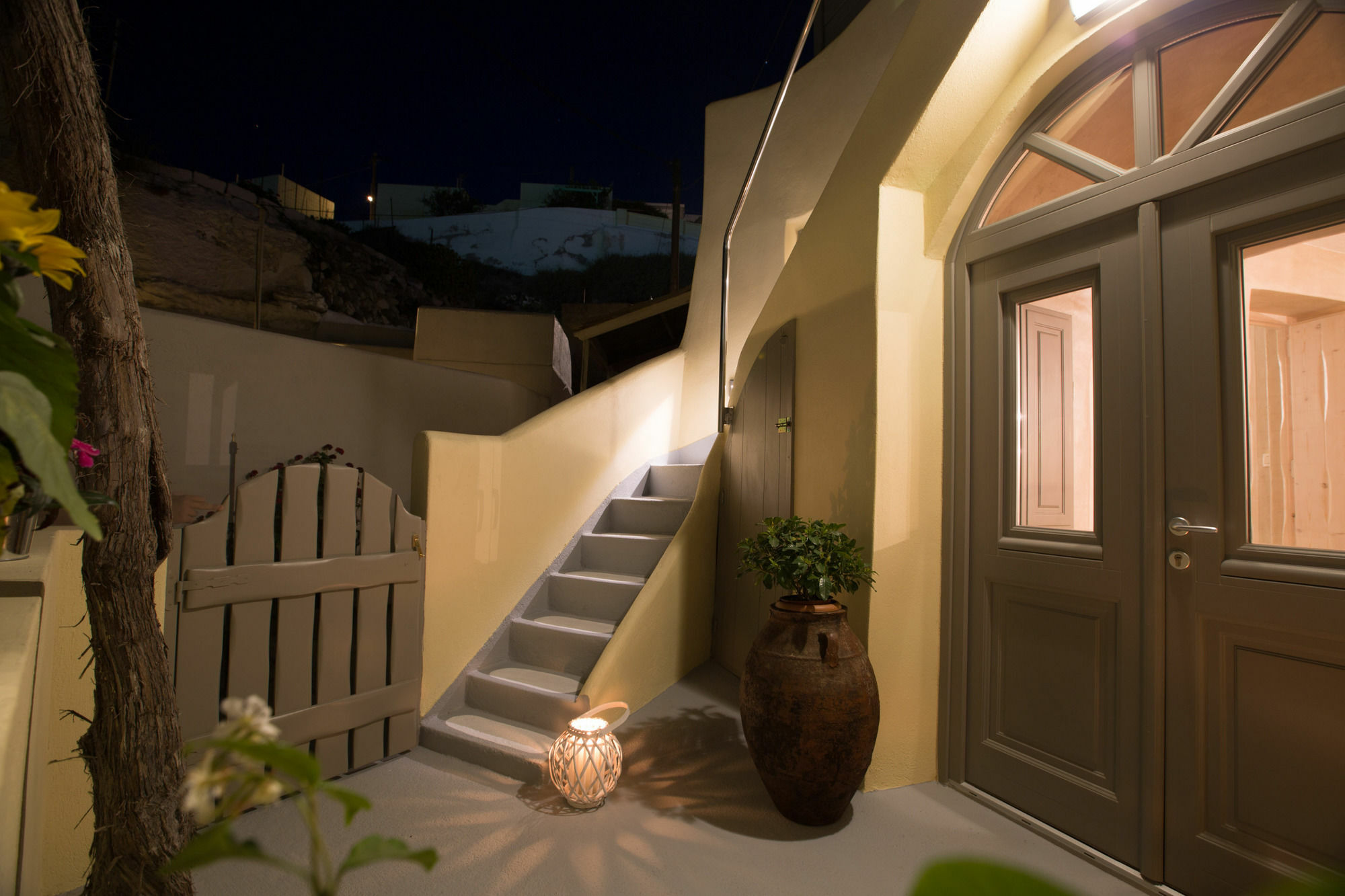Love Nest Villa Akrotírion Екстериор снимка