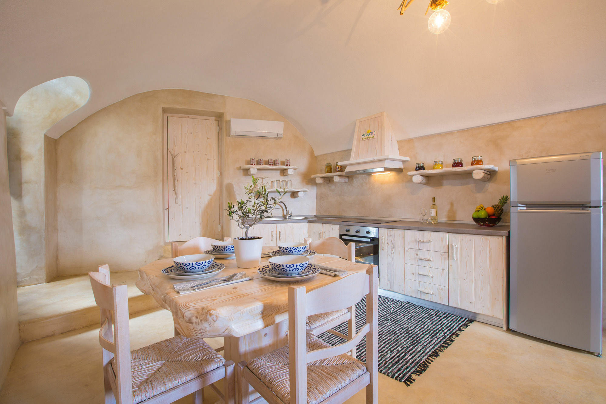 Love Nest Villa Akrotírion Екстериор снимка